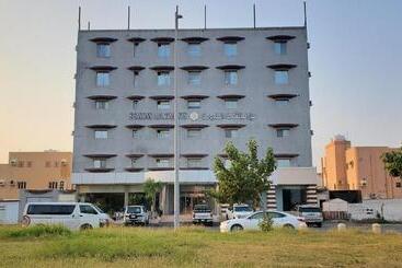 Hotel Seasons Apartments سيزونز للشقق المخدومة