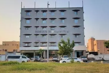 Hotelli Seasons Apartments سيزونز للشقق المخدومة