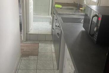 آپارتمان Rent Appart   Colombes