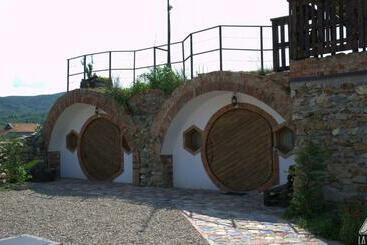 Resort Pensiunea La Hotar