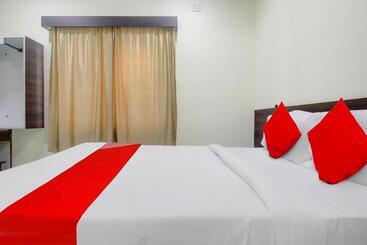 فندق O Shazeb International