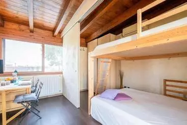 ペンション Villa Eden   Wellness Oasis With Pool And Gym