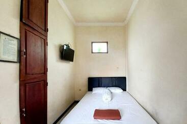 Hotell Griya Juanda Syariah Near Rs Dharma Husada Probolinggo Mitra Reddoorz