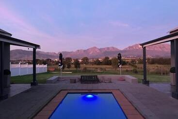 Pensió Mooi Uitsig Lodge