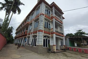 Hotel Oyo 92751 Marang Homestay Syariah
