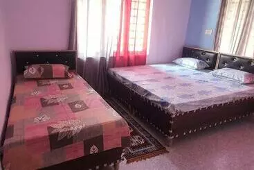 Hotel Namami Gange & Restaurant