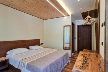 Neokulla Hotel   By Kol Gjoni