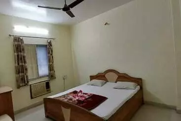 Oyo Flagship Hotel Mid Town