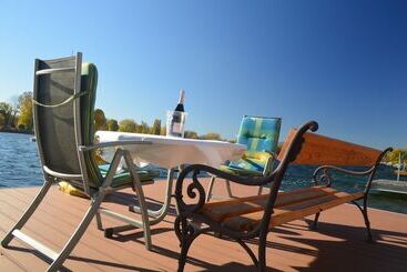 آپارتمان Ajo Vienna Beach   Contactless Check In