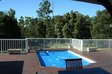 بيت ريفى Edenbrook Country Manor