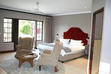 بيت ريفى Edenbrook Country Manor