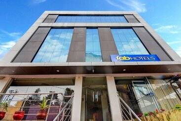 Fabhotel Abirami Grand Inn