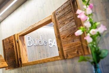 ホテル Bude54
