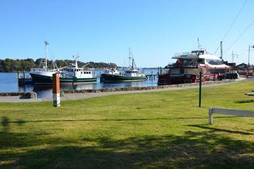 ホテル Castaway Holiday Apartments