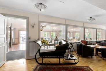 בית מלון כפרי Ullinge