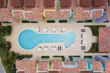 Los Flamencos Aparthotel Beach Club