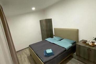 Bed and Breakfast Hin Tun