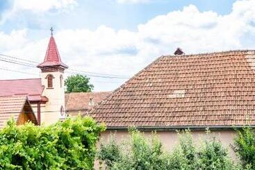 Пансион Casuta Din Drumul Muntelui