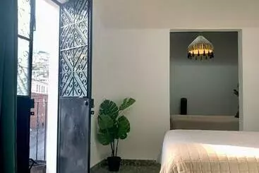 ペンション Casabambu Taxco