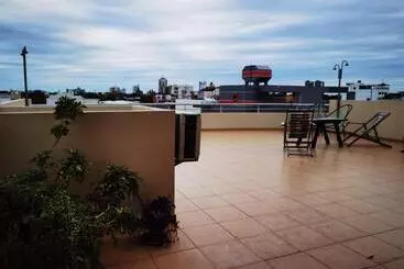 پانسیون Hostal Killa360 Luna