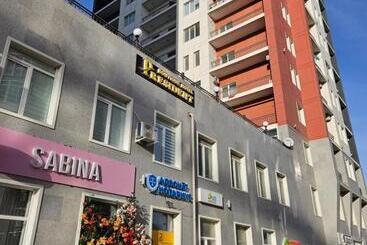 هاستل Boutique Hotel President