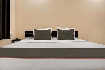 בית מלון כפרי Collection O 81463b Kesar Inn