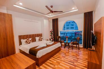 Hotelli Lalita Palace