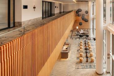 هتل Four Points By Sheraton Kampala