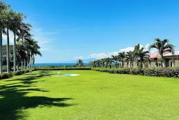 Hotelli Tugsaw Resort