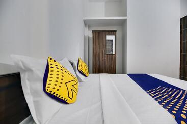 Hotel Spot On Ekam Guest House