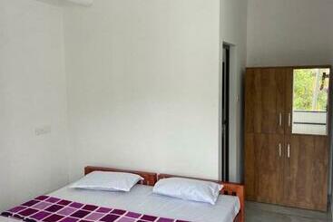 מלון כמוסות New Star Homes