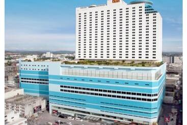 Lee Gardens Plaza Hotel   Sha Plus