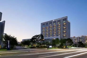 Wirye Militopia Hotel By Marine