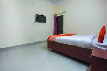 Hotell Super Oyo Flagship Apple Green