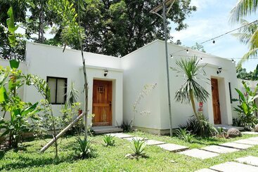 Hostel Mad Monkey Dumaguete