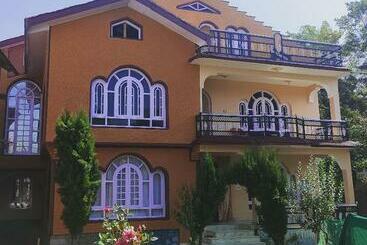 Alberg New Urban Den Cottage