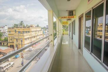 Hotell Oyo Flagship 49144 Jain Lodge