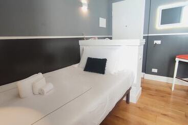 住宿加早餐  Dimora Bellini By Hotel Bellini Sas