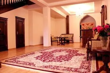Hotel L Argamak