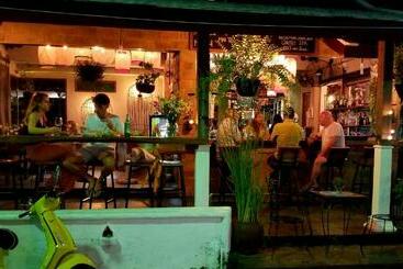 هتل Soi One Boutique Bedrooms