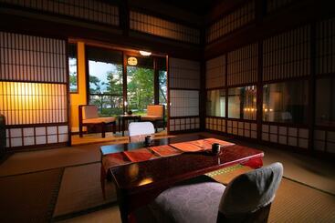 Ryokan Wataya
