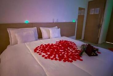 هتل Cabreromar By Geh Suites