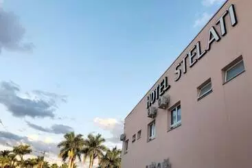 ホテル Stelati