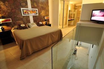 בית מלון כפרי Apart  Mallak