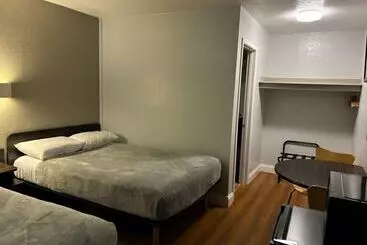 Motel 6 Pensacola West