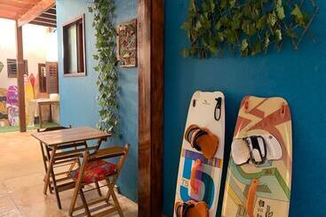 تختخواب و صبحانه Bebel Kite House