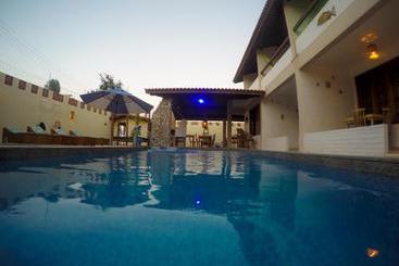 민박 Pousada Lua Vermelha