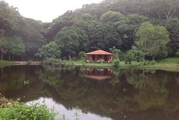 فندق Chale Nosso Sitio