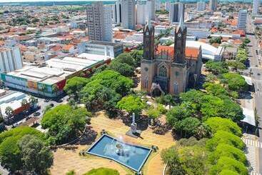 Ville Hotel Gramadão