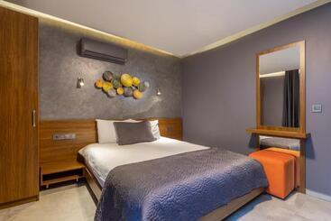 Bed and Breakfast Galano Suites Alaçatı